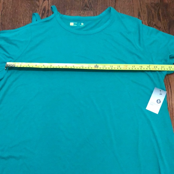 Xersion Open Shoulder Scoop Neck Tee - Tall - Picture 3 of 7